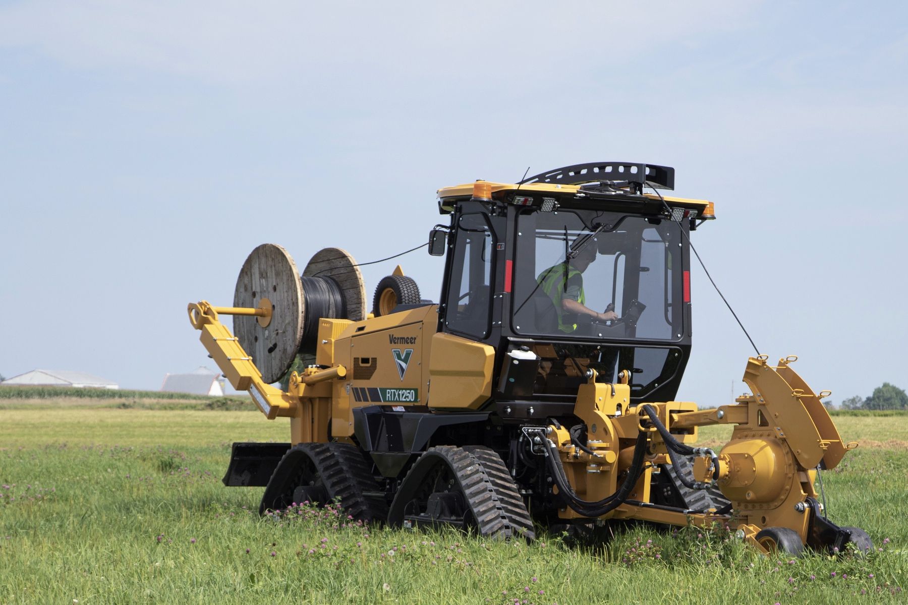 Vermeer RTX1250 Ride On Tractor