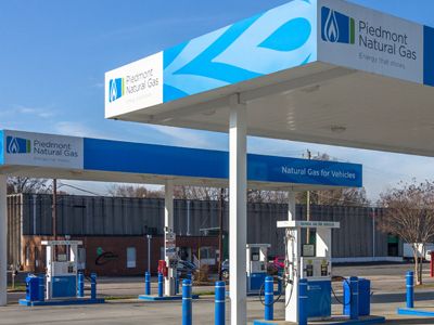 Web-piedmont_CNGfuelingStation_4.jpg