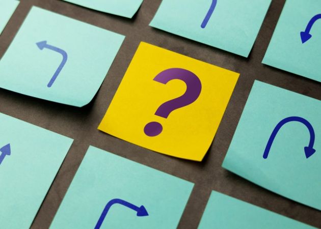 Economic,Uncertainty,Symbolized,By,Arrows,And,A,Question,Mark,,Reflecting