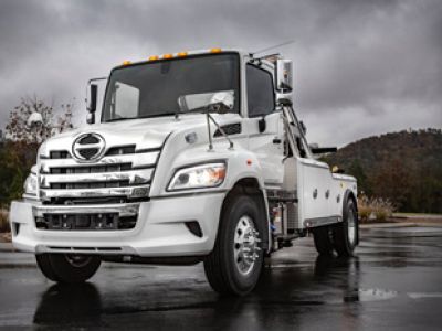 Hino-Recovery-Trucks.jpg